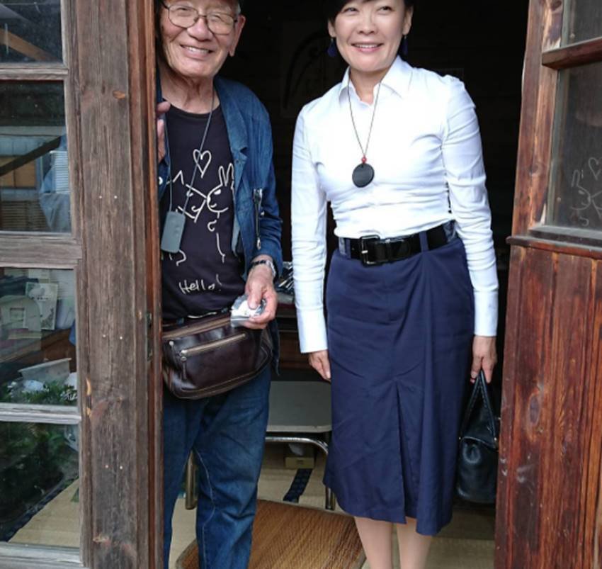 Akie Abe, Japan Prime Minister Wife, Japan Prime Minister Shinzo Abe Wife Akie Abe, Shinzo Abe Wife Akie Abe, Akie Abe in India, Akie Abe India Visit, Akie Abe Facts, Akie Abe Unknown Facts, Akie Abe Pics, Akie Abe Instagram Pics, Photo Gallery, Jansatta
