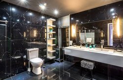 जिंदगी भर गलत तरीके से टॉयलेट जाते हैं लोग, कम से कम अब तो सही तरीका जान लीजिए