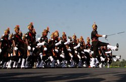 भारतीय सेना में कई पदों पर भर्ती: 12वीं पास-ग्रेजुएट्स के लिए सुनहरा मौका, यहां जानें सब कुछ