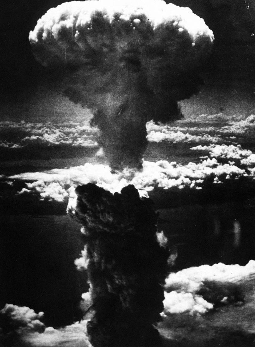 Nuclar War, Nuclear Attack, World War 3, Nuclear World War, North Korea War, Kim Jong Un, Hydrogen Bomb, Little Boy, Nagasaki attack, Hiroshima attack, Nuclear Attack on Japan, Nuclear attack photos, Nuclear attack Japan Photos, Donald Trump, World War 2 End, America vs Japan, History photos, World war 2 photos
