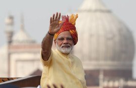 Narendra Modi, Narendra Modi Birthday, Narendra Modi 67 Birthday, Narendra Modi Jacket, Narendra Modi kurta, Modi Kurta, Modi Jacket, Narendra Modi Half Sleeves, Narendra Modi Fashin, Narendra Modi News, Hindi News
