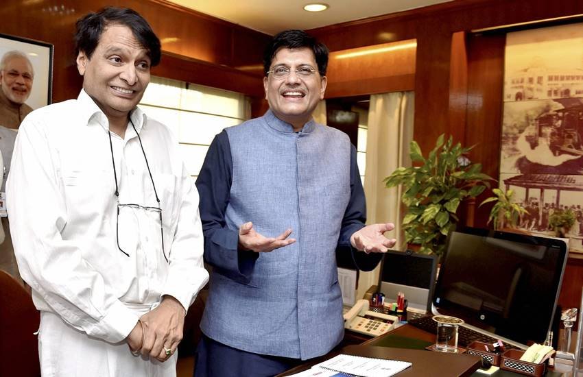 Train Derailed, Train accident, goods train, goods train derailed, Rajdhani express derailed, Shaktipunj express, Piyush Goyal, narendra modi, ircrc, indian railways