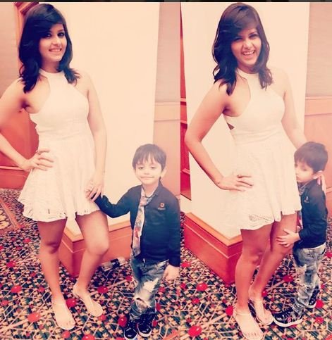 navratri 2017, navratri, navratri 2017 special, navratri special, Dalljiet Kaur, Dalljiet Kaur facebook, Dalljiet Kaur instagram, Dalljiet Kaur social media, Dalljiet Kaur photos, Dalljiet Kaur pictures, Dalljiet Kaur photo, Dalljiet Kaur new show, Dalljiet Kaur maa shakti, latest photos