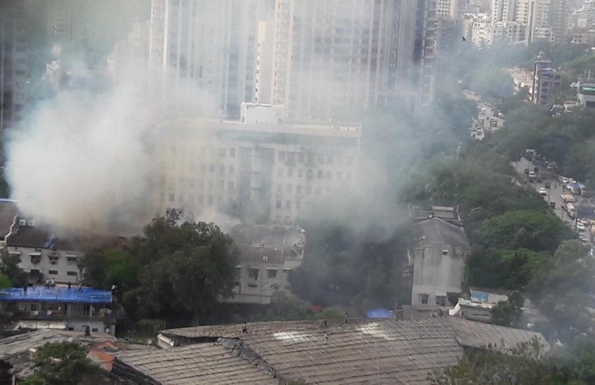 RK Studio Fire, Fire RK Studio, Fire Mumbai, Raj Kapoor Studio Fire, Mumbai Studio Fire, आर के स्टूडियो आग, आग आर के स्टूडियो