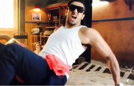 ranveer singh, ranveer singh karisma kapoor, ranveer singh govinda fan, ranveer singh instagram, ranveer singh funny videos, ranveer karisma video, ranveer karisma raja babu, sarkailo khatiya jada lage, govinda karisma dance videos, karisma kapoor instagram