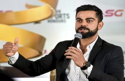 पत्रकार ने कहा- पाकिस्तानी गेंदबाजों से डरता है विराट कोहली, ऐसे कमेंट्स मिले कि बंद हो गई बोलती