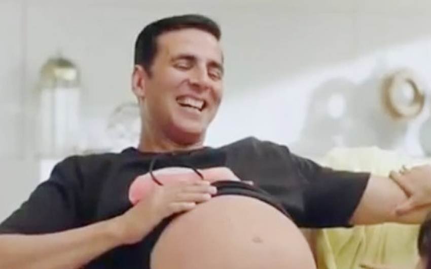 Akshay Kumar, The Great Indian Laughter Challenge, elli avram with manish paul, elli avram with manish paul will host of The Great Indian Laughter Challenge, pregnant akshay kumar