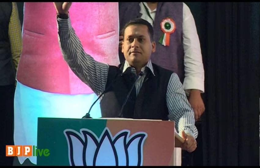 भाजपा आईटी सेल के प्रमुख अमित मालवीय ने कर्नाटक के मुख्यमंत्री सिद्धारमैया का मोबाइल नंबर और ई-मेल आईडी सार्वजनिक कर दिया है। (फोटो सोर्स यूट्यूब)