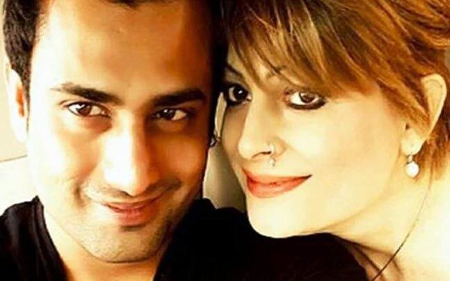 Bobby Darling, Pakhi Sharma, Bobby Darling Pakhi Sharma, Ramnik Sharma, Bobby Darling Ramnik Sharma, Bobby Darling husband name, Bobby Darling Domestic Violence, hindi news, entertainment, jansatta"