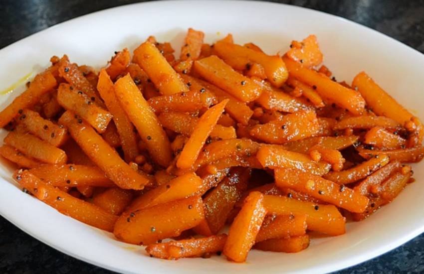 Chilli Potato, chilli potato recipe in hindi, chilli potato recipe, chinese food, chinese food recipes in hindi, food recipes, chinese dishes veg, chinese recipes chilli potato, Recipe In Hindi, LIfestyle News in hindi, jansatta