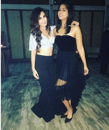 navratri 2017, navratri, navratri 2017 special, navratri special, Dalljiet Kaur, Dalljiet Kaur facebook, Dalljiet Kaur instagram, Dalljiet Kaur social media, Dalljiet Kaur photos, Dalljiet Kaur pictures, Dalljiet Kaur photo, Dalljiet Kaur new show, Dalljiet Kaur maa shakti, latest photos