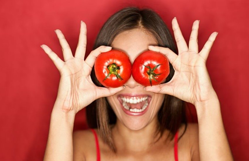 Tomato, Face Pack, Beauty Treatment, Beauty Tips, Natural Face Packs, Home Remedies, Beauty Remedies, Dark Circles, Glowing Face, Beauty News In Hindi, Lifestyle News In Hindi, Jansatta Tomato, Face Pack, Beauty Treatment, Beauty Tips, Natural Face Packs, Home Remedies, Beauty Remedies, Dark Circles, Glowing Face, Beauty News In Hindi, Lifestyle News In Hindi, Jansatta