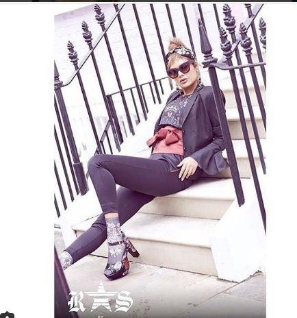 Esha Gupta, Esha Gupta bikini pics, Baadshaho, Ajay Devgn, Esha Gupta vacation pics, Esha Gupta photos, Esha Gupta jansatta