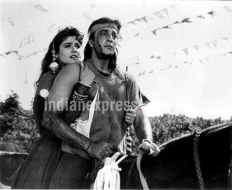 raveena tandon, sanjay dutt, raveena tandon sanjay dutt, raveena tandon sanjay dutt old pics, raveena tandon sanjay dutt throwback pictures, raveena tandon sanjay dutt movies, raveena tandon sanjay dutt films, zamaane se kya darna pics, jeena marna tere sang stills, raveena tandon sanjay dutt old stills, raveena tandon sanjay dutt movie stills