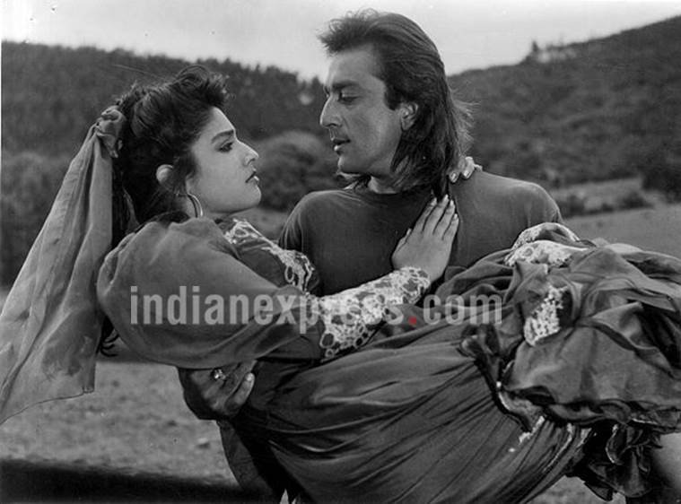 raveena tandon, sanjay dutt, raveena tandon sanjay dutt, raveena tandon sanjay dutt old pics, raveena tandon sanjay dutt throwback pictures, raveena tandon sanjay dutt movies, raveena tandon sanjay dutt films, zamaane se kya darna pics, jeena marna tere sang stills, raveena tandon sanjay dutt old stills, raveena tandon sanjay dutt movie stills