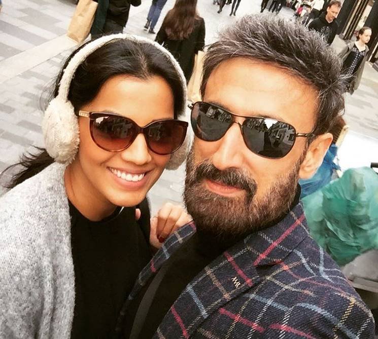 राहुल बिग बॉस 10 का भी हिस्सा बन चुके हैं।