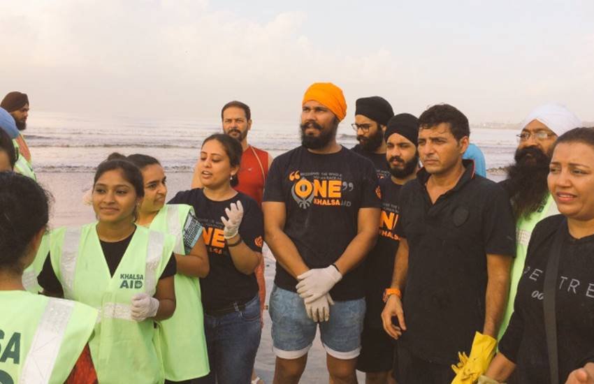 Sarabjeet, star Randeep Hooda, mumbai ganpati visarjan, sarabjeet star, bollywood actor randeep hooda, Sarabjeet, star Randeep Hooda, mumbai ganpati visarjan, sarabjeet star, bollywood actor randeep hooda, bollywood news, entertainment news bollywood updates, bollywood updates in hindi, bollywood news, entertainment news bollywood updates, bollywood updates in hindi