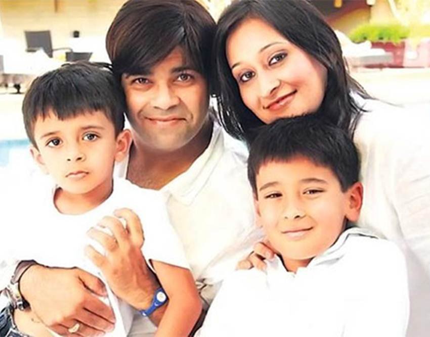 Sunil Pal and his wife noora, kiku sharda wife, Sunil Grover Wife, raju Sri, Johny Lever with his wife, Comedians Wife, Jansatta Comedian News