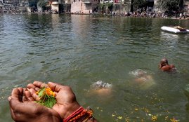 pitra visarjan, pitra visarjan 2017, pitra visarjan in hindi, pitru paksha, pitru paksha 2017, pitru paksha puja, pitru paksha 2017 date, shradh 2017
