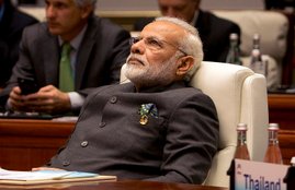 BHU row, Shiv Sena, PM Narendera Modi, Shiv Sena attacks on PM Narendera Modi, Banaras Hindu University, BHU lathicharge, BHU news, jansatta
