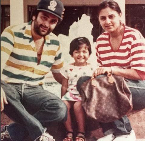 rishi kapoor, neetu kapoor, neetu riddhima, riddhima kapoor, riddhima kapoor birthday, neetu kapoor daughter, neetu kapoor instagram, rishi kapoor throwback photos, rishi kapoor family photos, ranbir kapoor sister birthday, ranbir riddhima, neetu samara, neetu riddhima samara, neetu kapoor grandaughter, neetu kapoor photos,