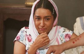 Shraddha Kapoor, Shraddha Kapoor made Break Down On The Sets, Shraddha Kapoor cried on Haseena Parkar set, bollywood news, Shraddha Kapoor, Shraddha Kapoor made Break Down On The Sets, Shraddha Kapoor cried on Haseena Parkar set, bollywood news, Shraddha Kapoor, Haseena Parkar, Nagpada Godmother Haseena Parkar, Nagpada Godmother, Nagpada Godmother Grandkids, Haseena Parkar, Shraddha Kapoor, Haseena Parkar, Nagpada Godmother Haseena Parkar, Nagpada Godmother, Nagpada Godmother Grandkids, Haseena Parkar, bollywood news, entertainment news in hindi, bollywood updates in hindi, entertainment news, bollywood updates