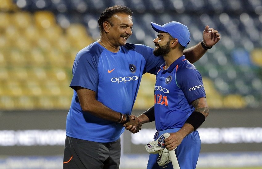 मुख्य कोच रवि शास्त्री और टीम इंडिया के कप्तान विराट कोहली। मुख्य कोच रवि शास्त्री और टीम इंडिया के कप्तान विराट कोहली।