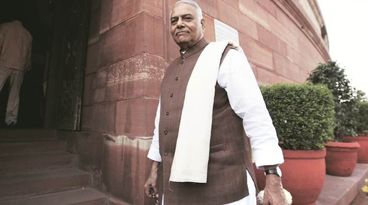 पूर्व वित्त मंत्री व वरिष्ठ भाजपा नेता यशवंत सिन्हा