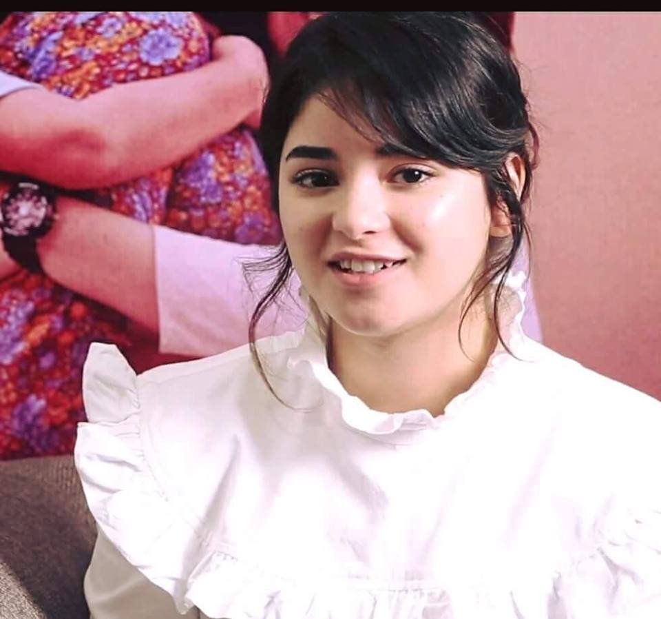 aamir khan, zaira wasim, secret superstar, dangal girl, zaira aamir, aamir khan secret superstar, zaira wasim secret superstar, secret superstar release date, secret superstar cast, aamir, zaira wasim singer, zaira wasim latest photos, dangal girl, zaira wasim
