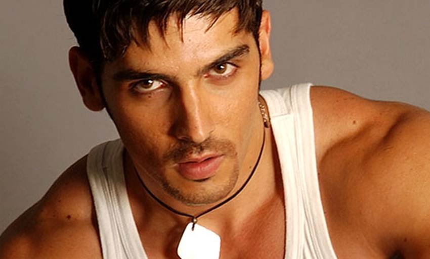 Failed Bollywood Stars, Flop Indian Actors, Failed Sons of Indian Actors, Abhishek Bachchan, Jeetendra Son, Tusshar Kapoor, Fardeen Khan, Uday Chopra, Harman Baweja, Jareen Khan, Jayed Khan, Sikandar Kher, Adhyan Suman