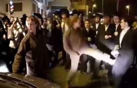 Fighting-Woman