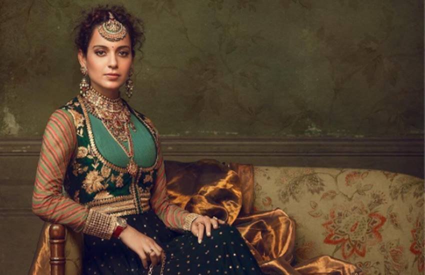 Kangana Ranaut, Bollywood, Diwali 2017, first time a large amount of 40 thousand was taken Kangana Ranaut, Kangana Ranaut leaved the shooting to Diwali, Kangana Ranaut reached home, Bollywood News, Bollywood News in Hindi, Entertenment news in Hindi, Viral story in Hindi, Latest news in Hindi, Jansatta