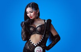Liu Qianqian wins International Breast Model Contest