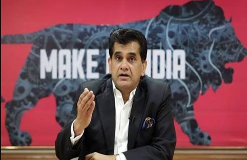 ऐसा नहीं हो सकता है , वह क्या खाना या पीना चाहते हैं, यहा उनका निजी मामला है, यह राज्यों का काम नहीं है। (Photo Source: Facebook@AmitabhKant)