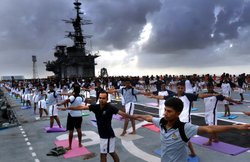 भारतीय नौसेना में भर्ती, यहां जानें आवेदन की आखिरी तारीख, प्रक्रिया और महत्वपूर्ण जानकारी