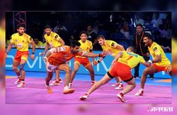 प्रो कबड्डी लीग 2017, पुणेरी पलटन vs गुजरात फॉर्च्यून जायंट्स: GFG ने दर्ज की 1 अंक से जीत