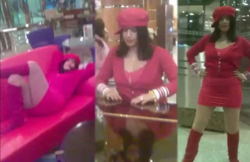 राधे मां की ये तस्वीरें इंटरनेट पर वायरल हुई थीं।