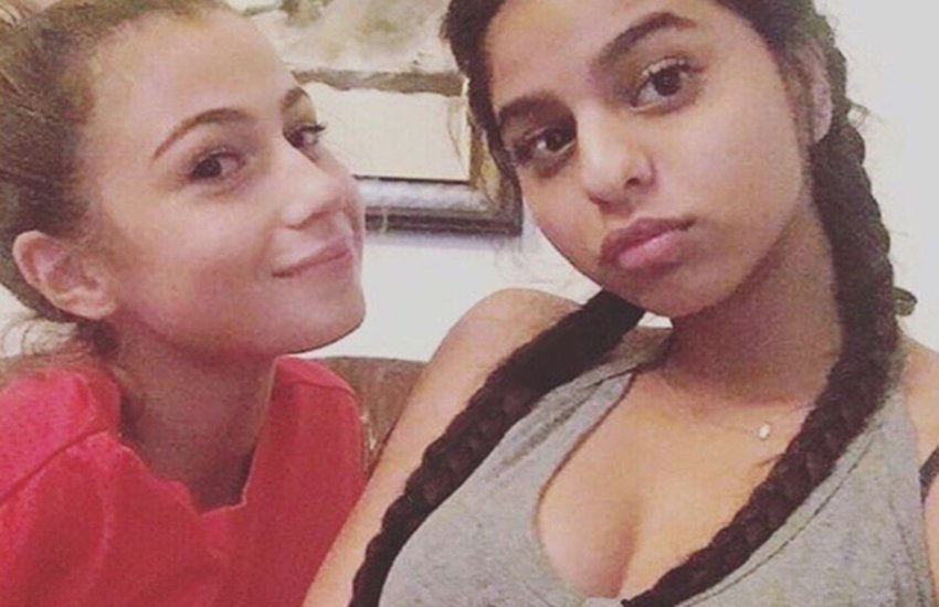 Shah Rukh Khan Daughter, Shahrukh Khan, Shahrukh Khan Suhana Khan, Suhana Khan Trolled, Suhana Khan Clevage, Picture, Instagram, Fan Page