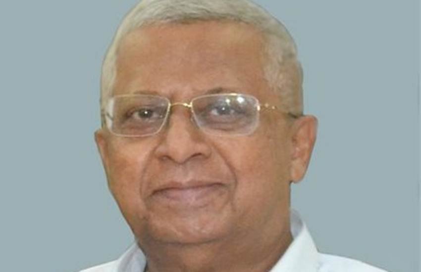 त्रिपुरा के राज्यपाल तथागत रॉय ने सुप्रीम कोर्ट द्वारा दिल्ली-एनसीआर में लगाए गए बैन को लेकर टि्वटर पर अपनी राय जाहिर की है। 