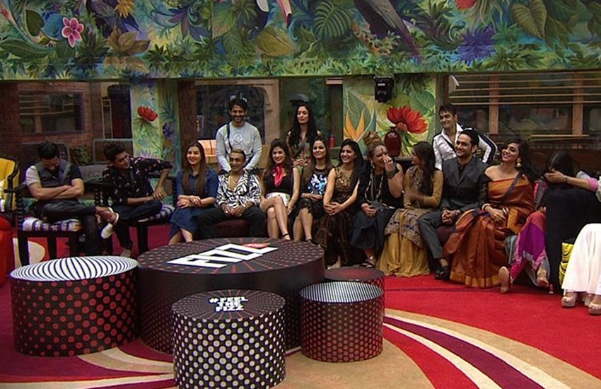 Bigg Boss Season 11, Bigg Boss Hina Khan, Bigg Boss Shilpa Shinde, Bigg Boss Hiten Tejwani, Bigg Boss House, Bigg Boss Contestant Salary, Bigg Boss Payment, Bigg Boss Contestnats Money