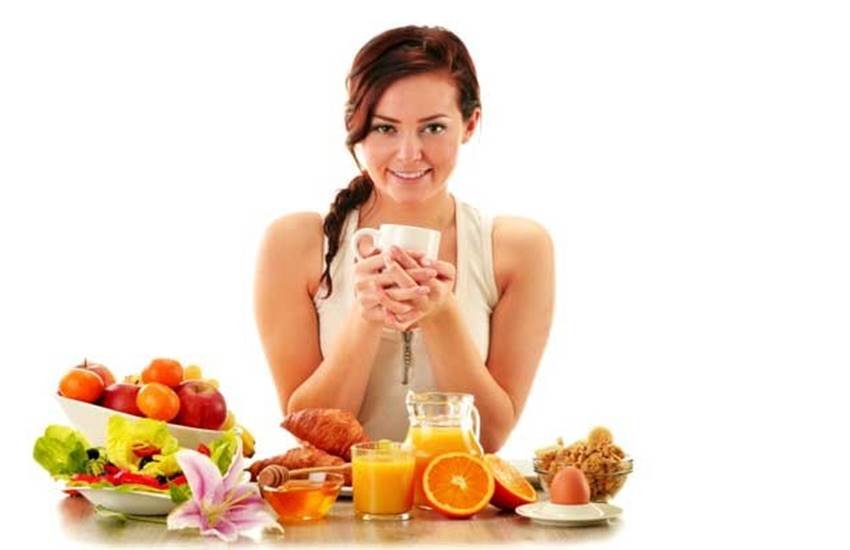 Empty stomach, never eat bananas on an empty stomach, never eat chilly on an empty stomach, never eat spicy foods on an empty stomach, never eat medicines on an empty stomach, foods that harm on an empty stomach, health news in hindi, lifestyle news in hindi, jansatta