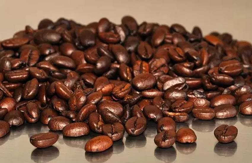 hair health tips, how to prevent hairfall, how to cure hair in hindi, hair care tips in hindi, coffee for hair health, coffee increase growth of your hair, beauty tips in hindi, lifestyle news in hindi, health news in hindi, jansatta,coffee hair mask recipe, coffee hair mask benefits, coffee hair mask for hair growth