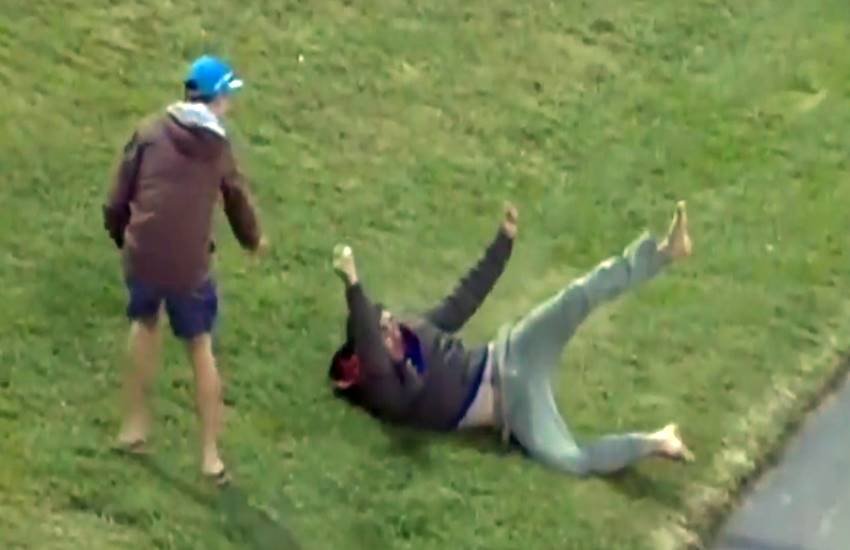ricket, Sports, Cricket match, Cricket catch, incredible sliding catch, New Zealand Northern Knights Cricket team, New Zealand Northern Knights promotion, catch a six Andrew McCulloch, News in Hindi, Entertenment news in Hindi, Viral story in Hindi, Latest news in Hindi, Jansatta