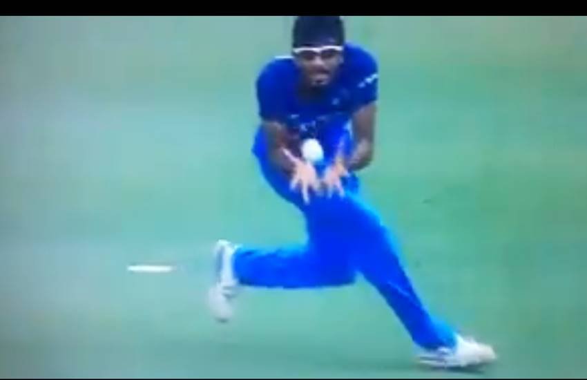 Hardik Pandya, Jasprit bumrah, cricket score, क्रिकेट स्कोर भारत, क्रिकेट स्कोर
