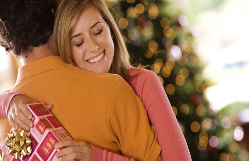 अगर आप अपनी गर्लफ्रेंड से सच्चा प्यार करते हैं तो आपको उसके घरवालों का भी खासा ख्याल रखना होगा।(फोटो सोर्स- इंडियन एक्सप्रेस) अगर आप अपनी गर्लफ्रेंड से सच्चा प्यार करते हैं तो आपको उसके घरवालों का भी खासा ख्याल रखना होगा।(फोटो सोर्स- इंडियन एक्सप्रेस)