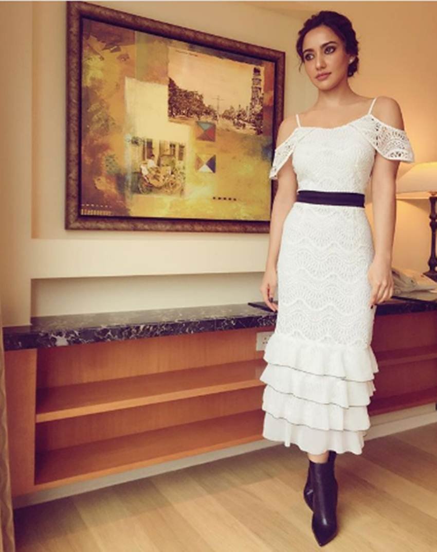 Bhagalpur MLA Daughter, Politicial Celeb child, Crook Actress Neha Sharma, Bollywood Actress Neha Sharma, Neha Sharma disease , neha sharma Asthma disease, desease of Actress Neha Sharma, Emraan hashmi Actress neha Sharma, neha sharma kya super kool hain hum, neha sharma teri meri kahani, Neha sharma childhood disease