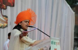 poonam mahajan