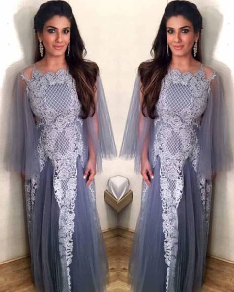 "raveena tandon, raveena tandon birthday, raveena tandon date of birth, raveena best songs, raveena tandon playlist, raveena tandon songs, tip tip barsa pani, akhiyon se goli maare, raveena givinda songs, raveena akshay kumar songs, raveena tandon top songs, raveena hit songs, raveena tandon age, raveena tandon videos, raveena tandon images, raveena tandon debut movie, raveena tandon updates