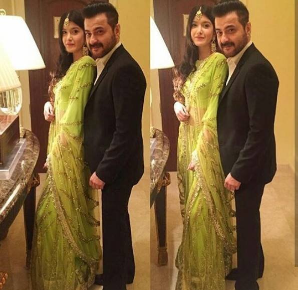 shanaya kapoor pics, Suhana Khan, Shanaya Kapoor and Ananya Panday, Shanaya Kapoor hot photos, Shanaya Kapoor latest photos, Shanaya Kapoor love affair, Shanaya Kapoor news, sanjay kapoor daughter