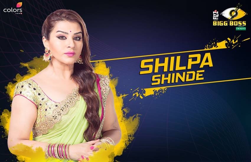 शिल्पा शिंदेः शिल्पा टीवी सोप्स की पॉपुलर एक्ट्रेस हैं। 'भाबी जी घर पर हैं' और 'चिड़ियाघर' सीरियल से घर-घर में वाहवाही बंटोर चुकी हैं। अंगूरी भाभी के किरदार में दर्शक उन्हें खूब पसंद करते थे। शो के प्रड्यूसर पर सेक्सुअल हैरेसमेंट का आरोप लगाया था, तब खूब सुर्खियों में रही थीं। बीते दिनों 'पटेल की पंजाबी शादी 'में आइटम डांस में फिगर को लेकर ट्रोल हुई थीं।